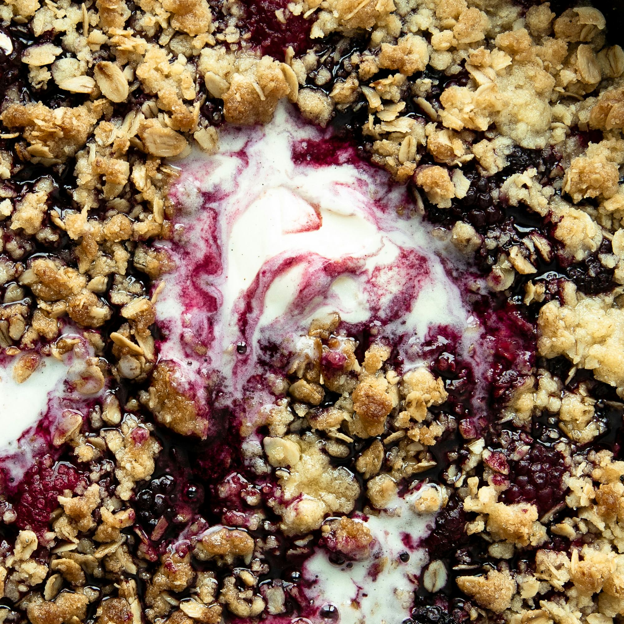 Easy Wild Berries With Cardamom Crumble 