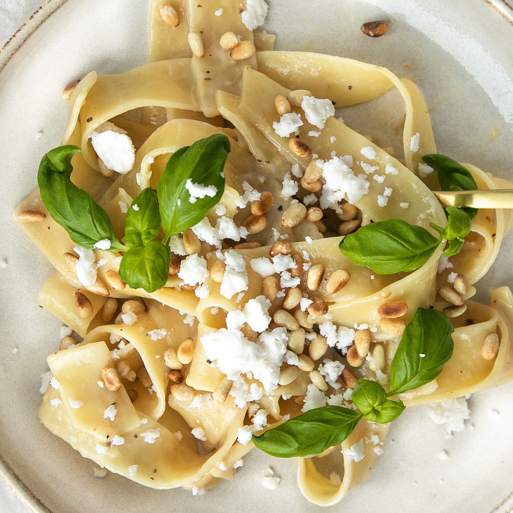 Roasted Garlic Lemon Pasta