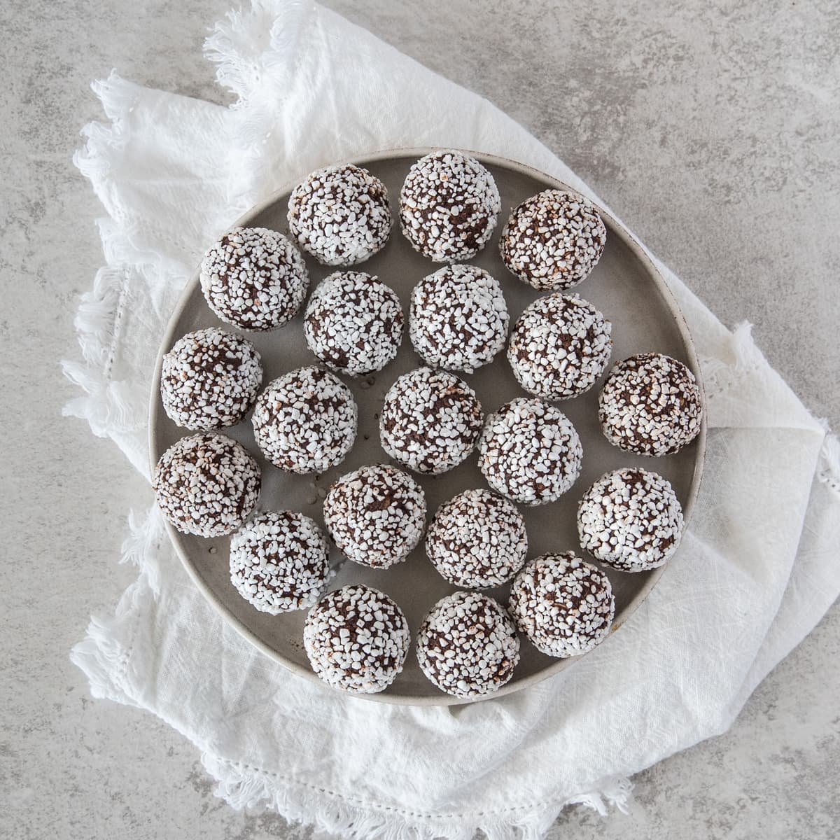 Swedish "Chokladbollar" | Cookies and Salt