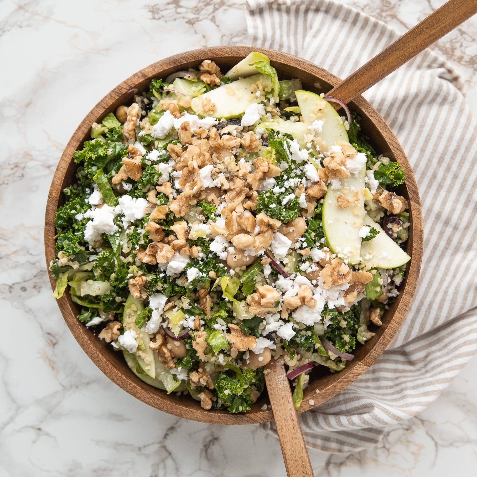 Kale Date Salad With Green Apple